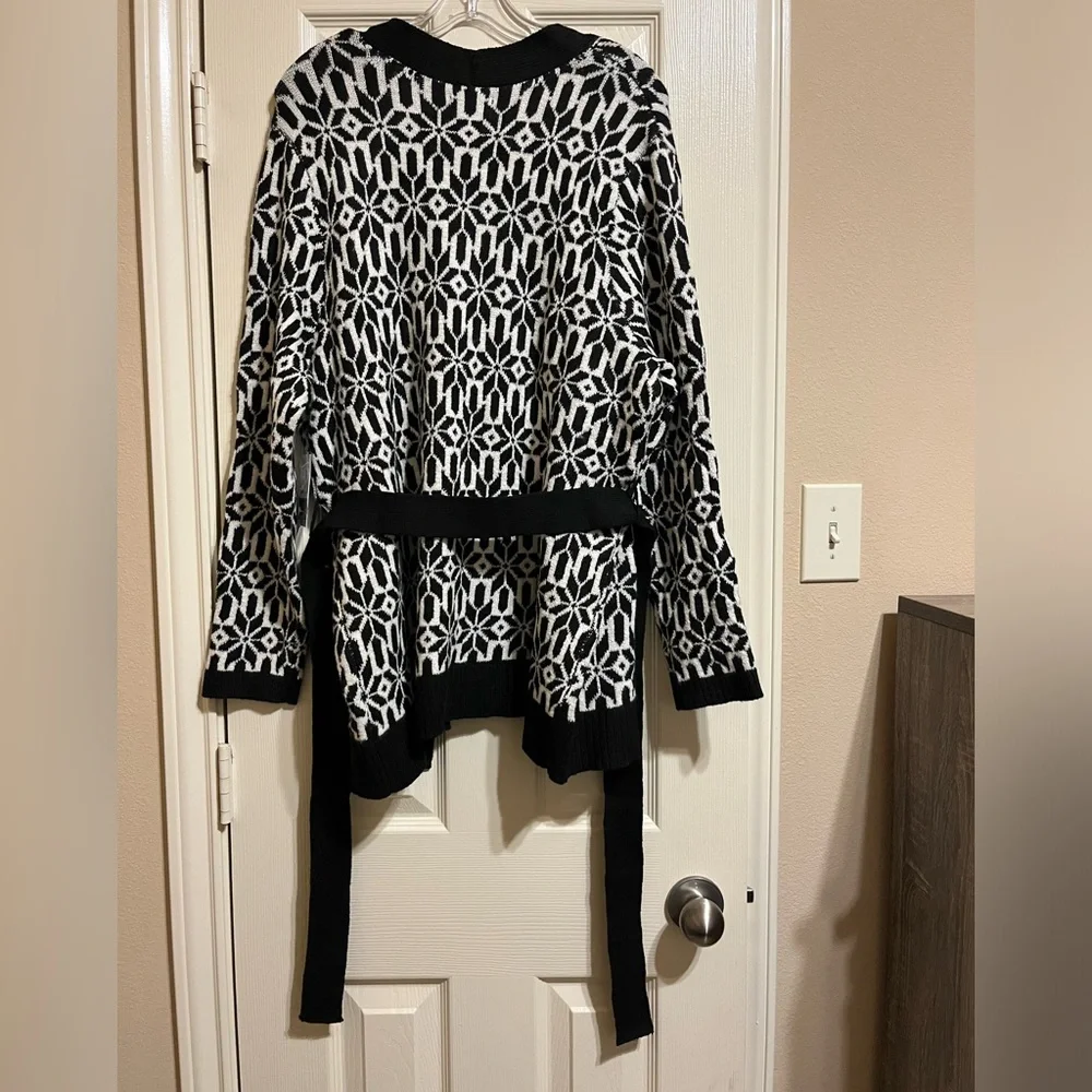 Croft & Barrow Tie Waist Cardigan - Picture 4 of 5